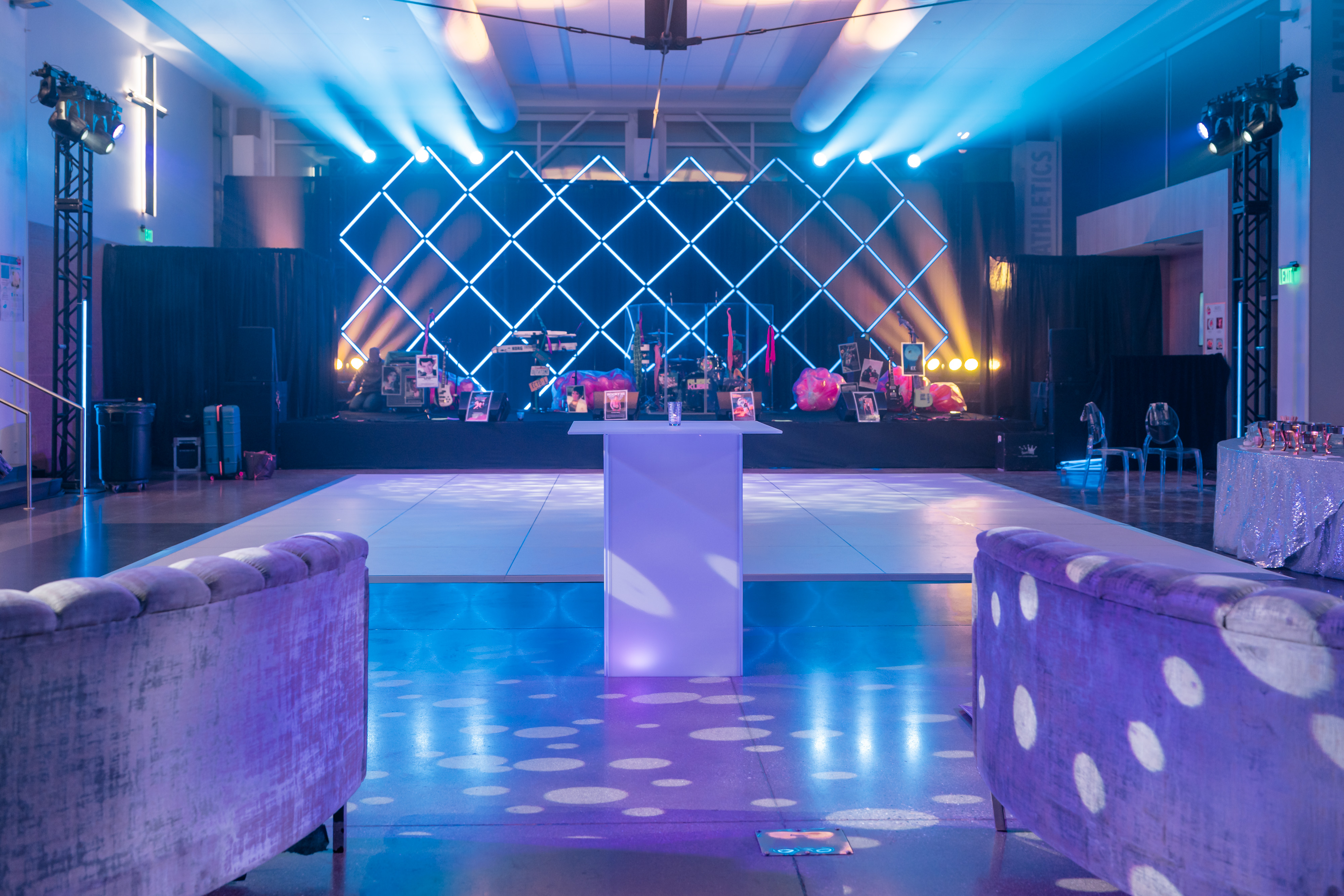 FRPhoto_251213N_C1_103